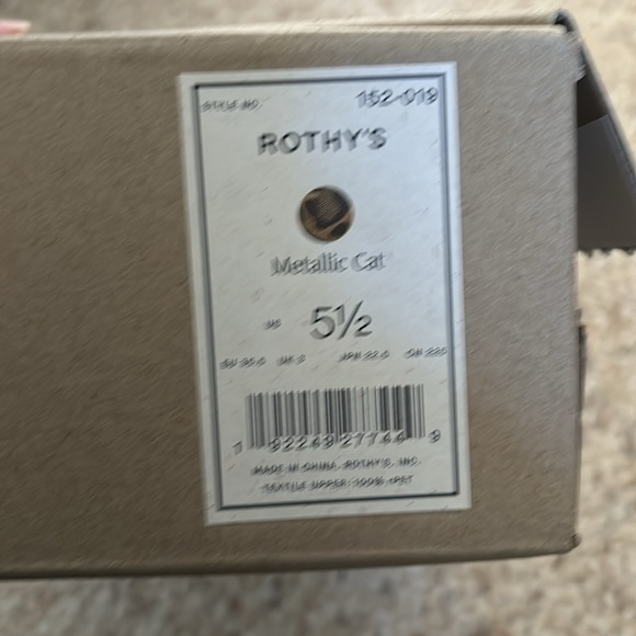 Closing make a offer Rothy’s Metallic Cat Point - Picture 6 of 8